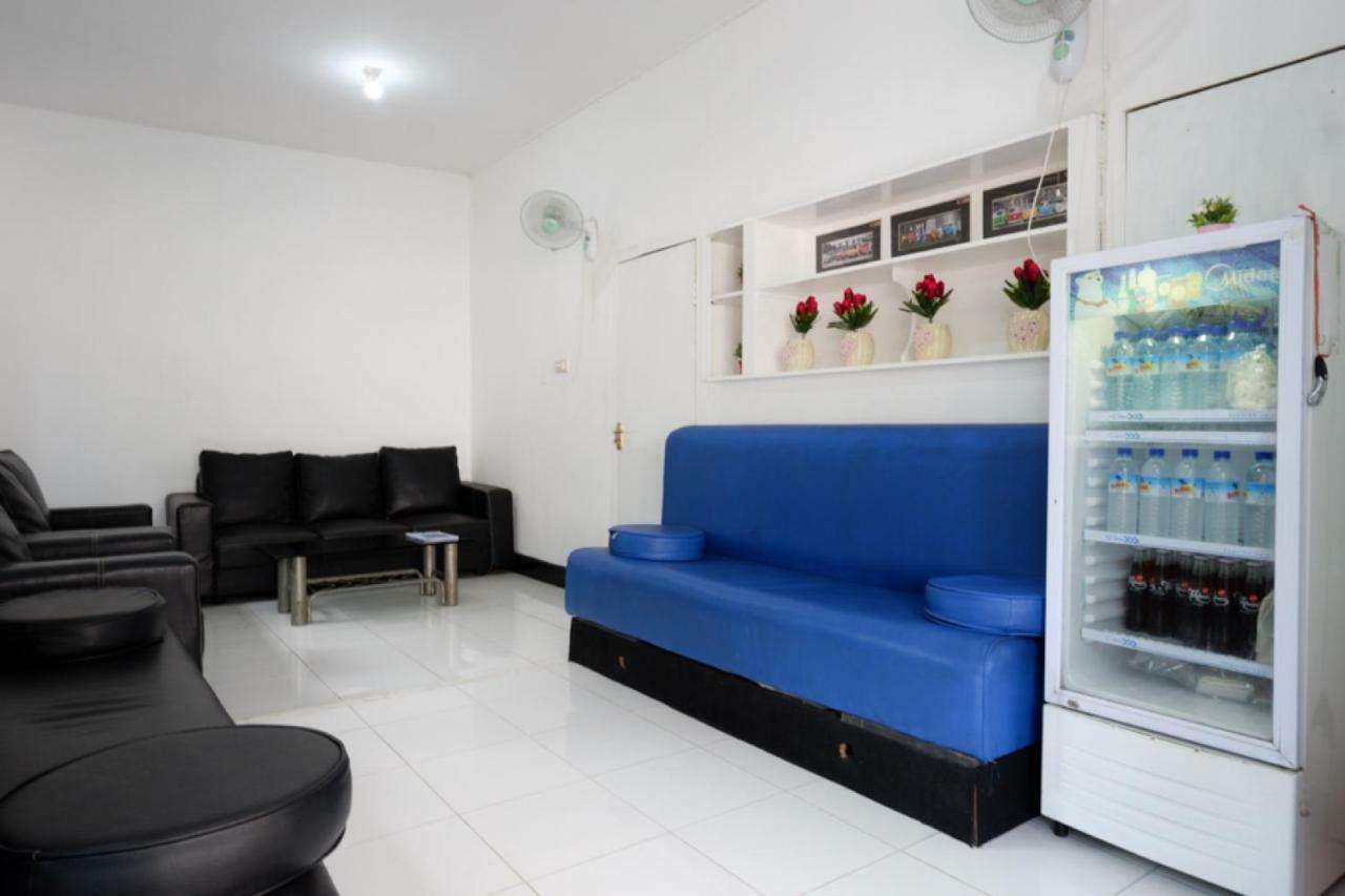 Reddoorz Near Mataram University Εξωτερικό φωτογραφία