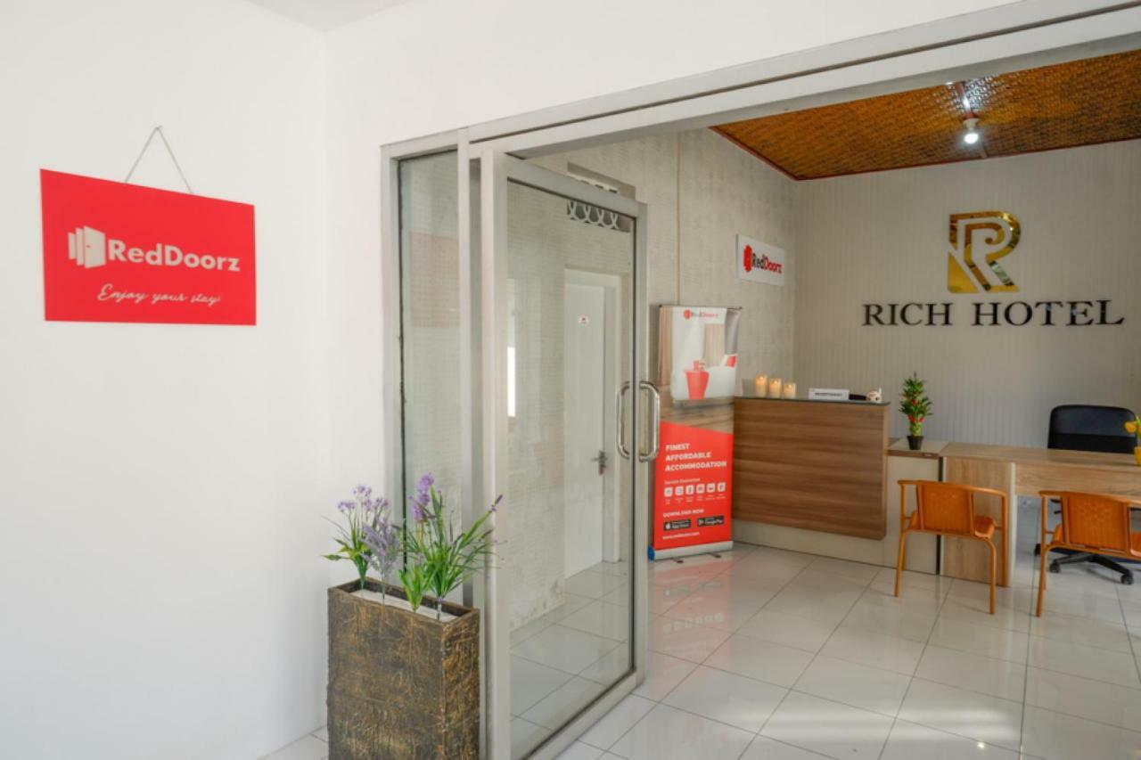 Reddoorz Near Mataram University Εξωτερικό φωτογραφία