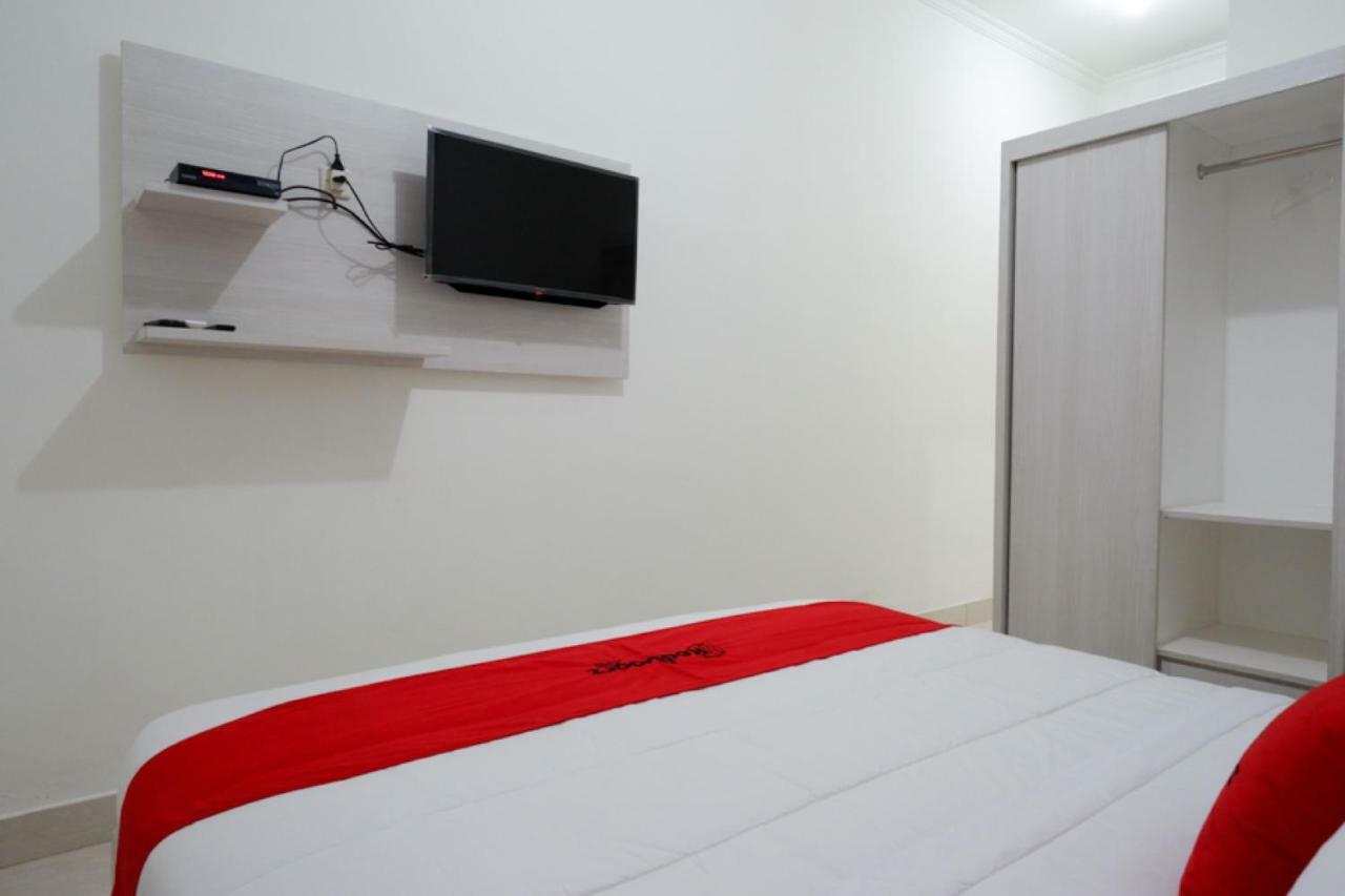 Reddoorz Near Mataram University Εξωτερικό φωτογραφία